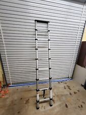 Escalera telescópica de aluminio SmartClose de 8,5 pies con tapa de bandeja, alcance máximo de 12 pies  segunda mano  Embacar hacia Argentina