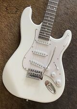 Guitarra eléctrica Olympic White Stratocaster. Sin marca, usado segunda mano  Embacar hacia Argentina