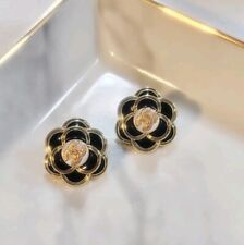 2pc Chanel Camellia 18mm Buttons Black And Gold for sale  Shipping to South Africa