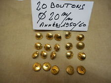 Boutons militaires metalliques d'occasion  Chaillevette