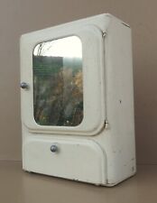 Ancienne armoire toilette d'occasion  Polliat