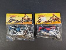 Motocicletas miniaturas de plástico vintage Kawasaki e Triumph anos 70 anos 80 pacote novo na caixa, usado comprar usado  Enviando para Brazil