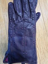Ladies leather gloves for sale  CASTLEDERG