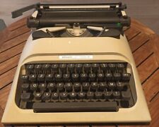 Olivetti letter typewriter d'occasion  Expédié en Belgium