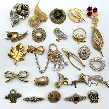 Vintage brooches gold for sale  SEAFORD