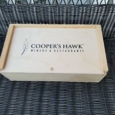 Cooper's Hawk Winery caixa de vinho de madeira 2 garrafas 15 polegadas L x 8 polegadas L x 5 polegadas A comprar usado  Enviando para Brazil
