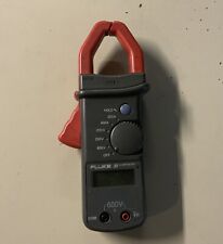 Fluke clamp meter d'occasion  Expédié en Belgium