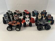 Lote de 12 Hot Wheels Monster Jam Zombie Mega Wrex Monster Mutt More, usado segunda mano  Embacar hacia Argentina