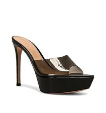 Gianvito rossi heels for sale  Cypress
