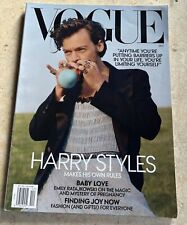 Vogue magazine harry usato  Berceto