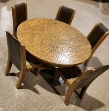 Mesa de comedor redonda de madera de roble vintage para casa de muñecas y 5 sillas segunda mano  Embacar hacia Argentina