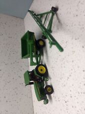 Usado, Lote Ertl John Deere tratores de implementos agrícolas 8200 500 carrinho de grãos, broca, 1/64 comprar usado  Enviando para Brazil