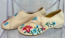 Zapatos de tela orientales tradicionales para mujer en flor bordada talla 9 segunda mano  Embacar hacia Argentina