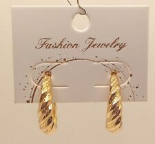 Earings gold fashion d'occasion  Expédié en Belgium