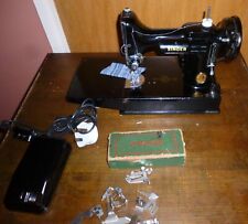 VINTAGE SINGER 221K  FEATHERWEIGHT SEWING MACHINE,SERVICED no case for sale  Shipping to South Africa
