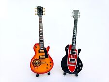 Conjunto de guitarra em miniatura SLASH Guns N' Roses. AXL ROSE. Mini conjunto de guitarra. Mini arte comprar usado  Enviando para Brazil