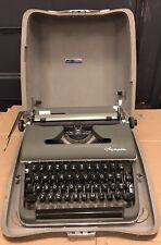 Máquina de escribir de lujo Olympia Werke A.G. Wilhelmshaven hecha en Alemania occidental segunda mano  Embacar hacia Argentina