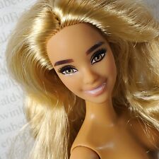 A11 nude barbie d'occasion  Expédié en Belgium