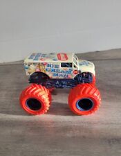 Camión Monster Jam Hot Wheels Ice Cream Man neumáticos rojos/llantas azules 1:64 difícil de encontrar raro segunda mano  Embacar hacia Argentina