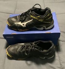 wave mizuno volleyball shoes for sale  Wheeling