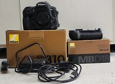 Câmera Digital SLR Nikon D810 Formato FX + MBD18 Original (Contagem do Obturador 42779) comprar usado  Enviando para Brazil