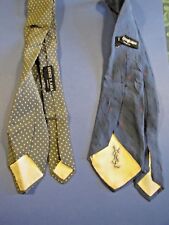 Cr04 due cravatte usato  Napoli