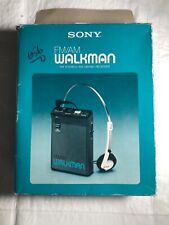 Usado, Radio Walkman Sony FM/AM SRF-22w Azul Oscuro con Clip para Cinturón - Nuevo, Espuma Dañada segunda mano  Embacar hacia Argentina