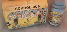 ~ ¡RARO 1961 autobús escolar Disney Cúpula caja de almuerzo de metal y termo de vidrio conjunto de lonchera! segunda mano  Embacar hacia Argentina