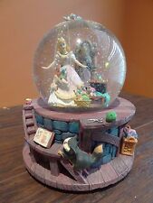 Disney Store Cinderella A Dream Is A Wish Your Heart Make Music Snow Water Globe d'occasion  Expédié en France