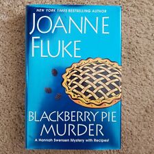 Edição ASSINADA Blackberry Pie Murder por Joanne Fluke (2014, Capa Dura), usado comprar usado  Enviando para Brazil