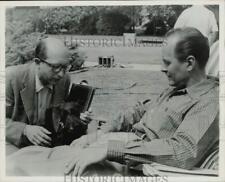 1955 Press Photo Sidney Miller e 'Malcolm' ensaiam episódio "Dog About Town". comprar usado  Enviando para Brazil