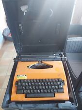 Machine écrire vintage d'occasion  Gonfaron