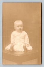 RPPC Canton OH-Ohio, Child Sitting in Corner Chair, Empire Gallery Postcard tweedehands  verschepen naar Netherlands