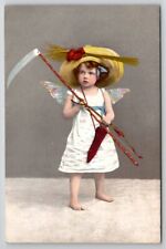 Cartão postal chapéu palha aljava arco foice asas pastel menina borboleta U29 comprar usado  Enviando para Brazil