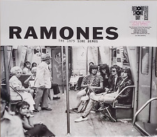 Ramones the 1975 usato  Latina