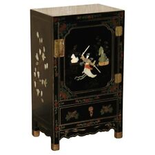 LOVELY VINTAGE CHINESE CHINOISERIE SAMURAI WARRIOR LACQUER SIDE CABINET SOAPSTON, used for sale  Shipping to South Africa