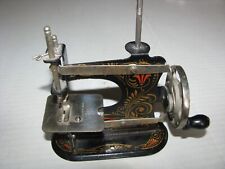 Antigo Máquina de costura manual infantil de metal "Feita na Alemanha", usado comprar usado  Enviando para Brazil