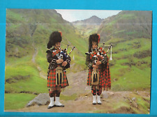 Cartolina pipers playing usato  Italia