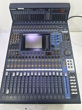 Mezclador de audio digital de 48 canales Yamaha DM1000 con puente medidor de pico MB1000 en estuche, usado segunda mano  Embacar hacia Argentina