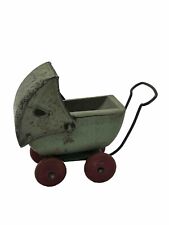 Carrinho de bebê brinquedo vintage casa de bonecas miniatura infantil buggy verde metal madeira, usado comprar usado  Enviando para Brazil