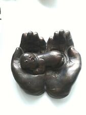 Steinfigur baby händen gebraucht kaufen  Berlin