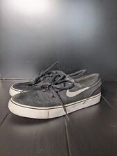 Czarno-białe buty sportowe Nike SB Stefan Janoski rozmiar 5 na sprzedaż  Wysyłka do Poland