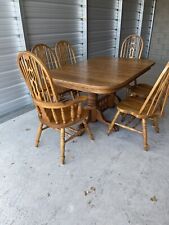 Dining table set for sale  Gilberts