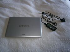 Notebook Sony Vaio prata PCG 71311m com carregador. comprar usado  Enviando para Brazil