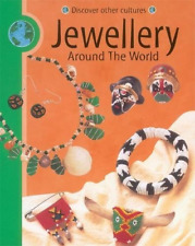 Jewellery usato  Spedire a Italy