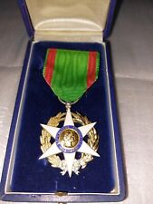 Ancienne medaille mérite d'occasion  Loudun