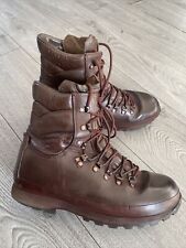 Altberg defender boots for sale  Shipping to Ireland