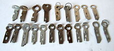 Lotto vecchie chiavi usato  Italia