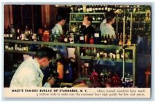 Cartão postal Macy's New York NY balcão de bar padrão escritório c1960 antigo vintage comprar usado  Enviando para Brazil