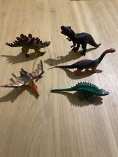 Dinosaures plastique livre d'occasion  Ferrières-en-Gâtinais